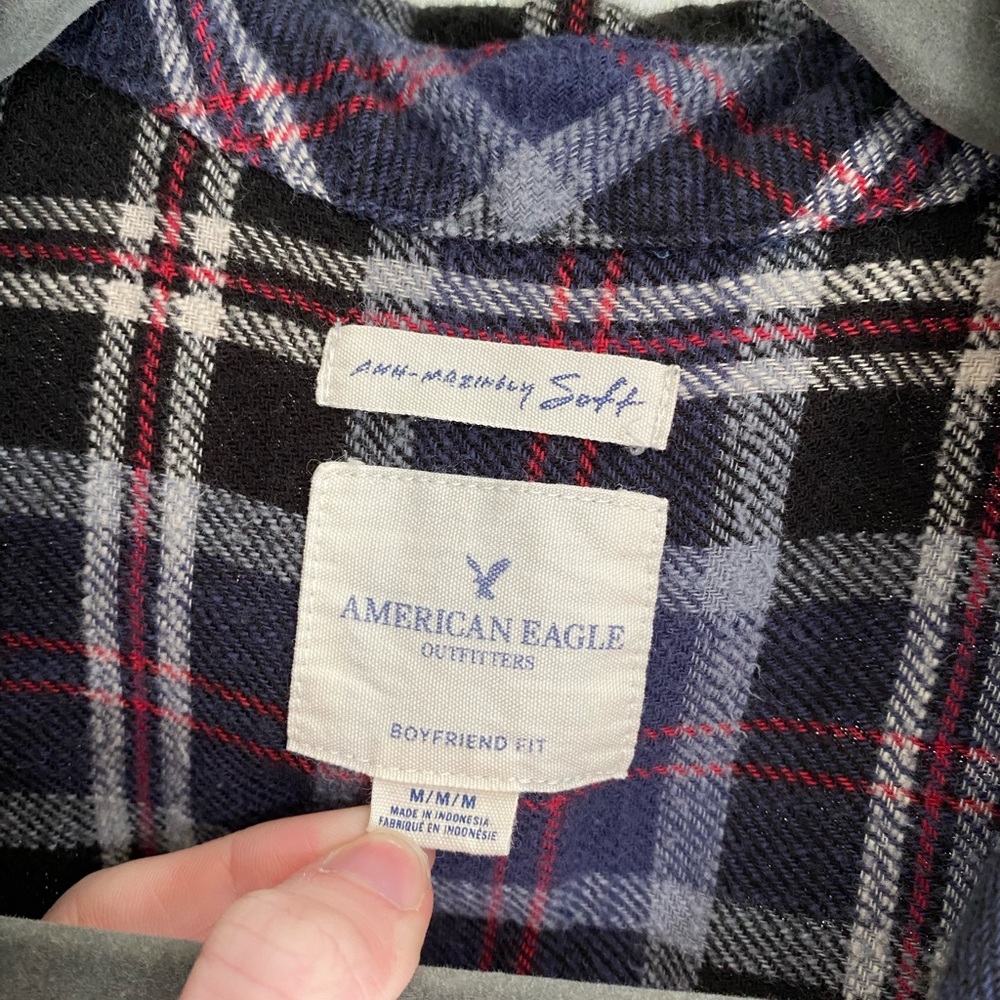 AE Flannel - Picture 3 of 4